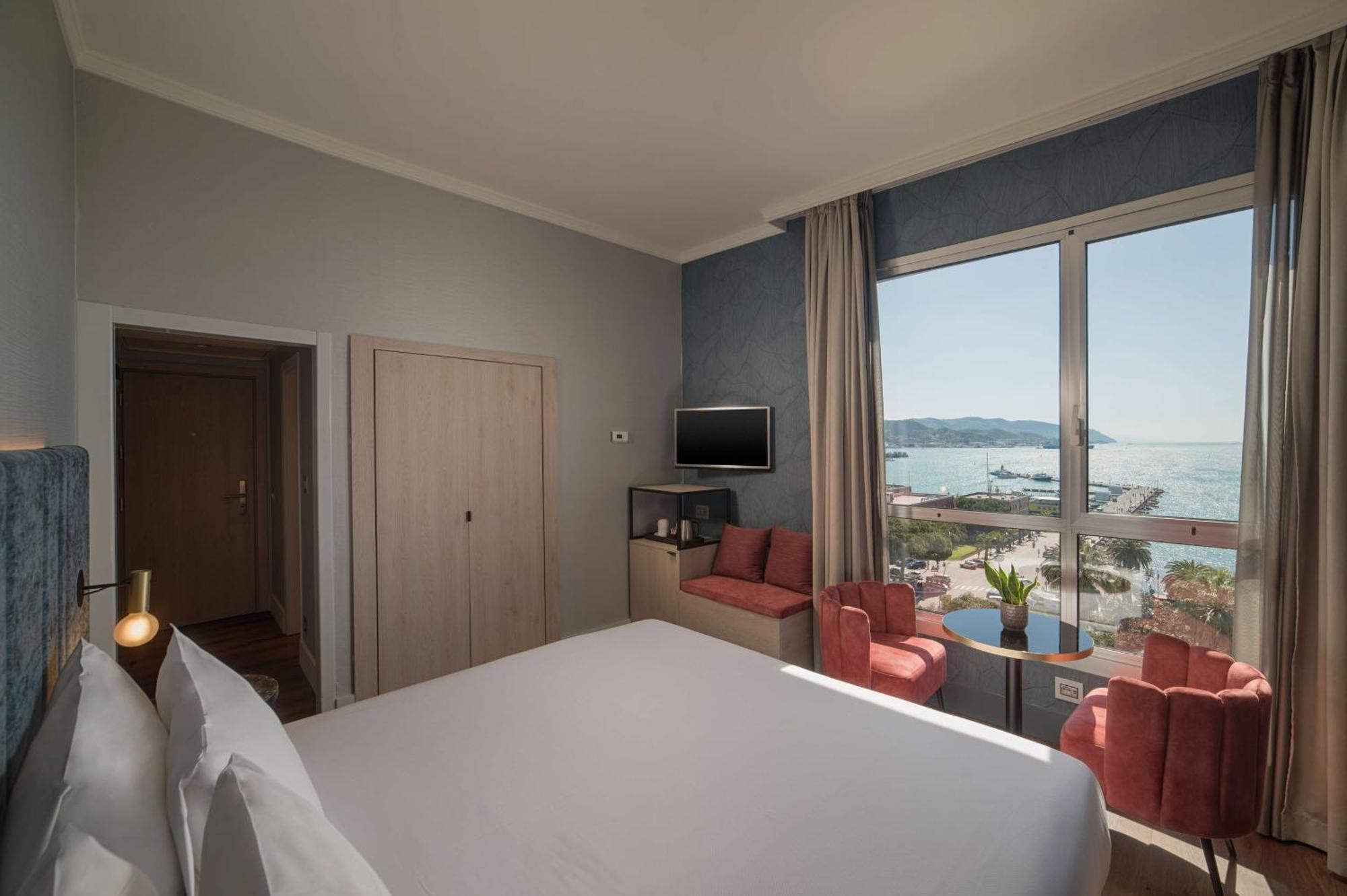 Nh La Spezia Hotel Luaran gambar
