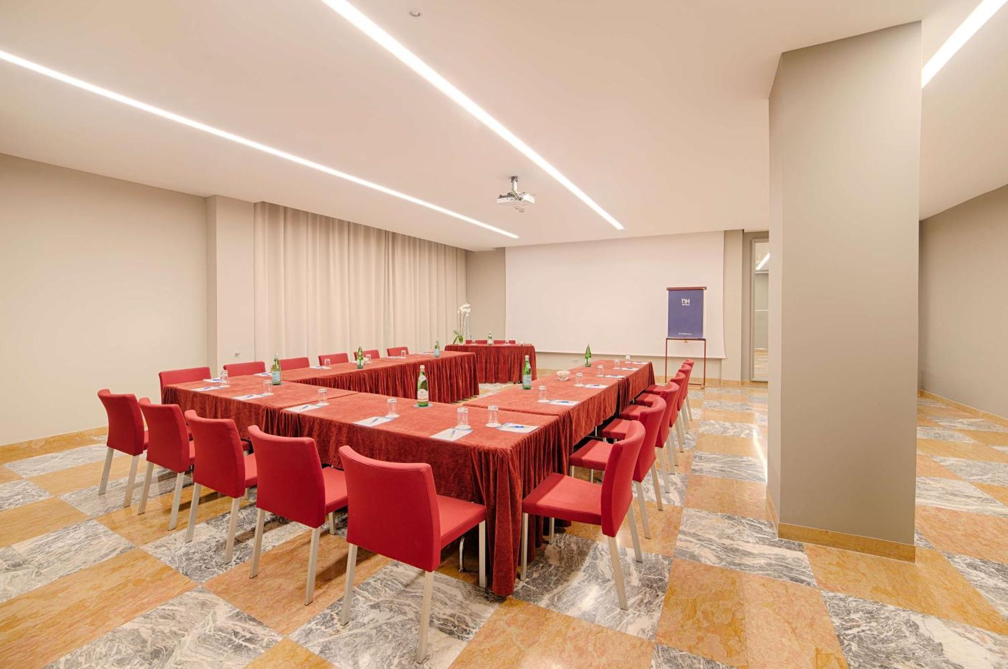Nh La Spezia Hotel Luaran gambar