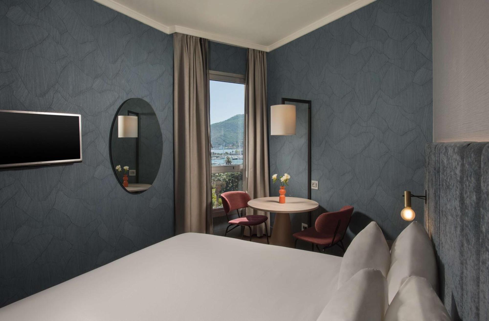 Nh La Spezia Hotel Luaran gambar